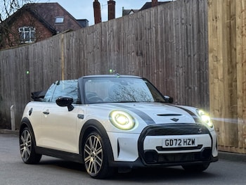Used MINI Convertible 2023 for sale - 77768019: Photo
