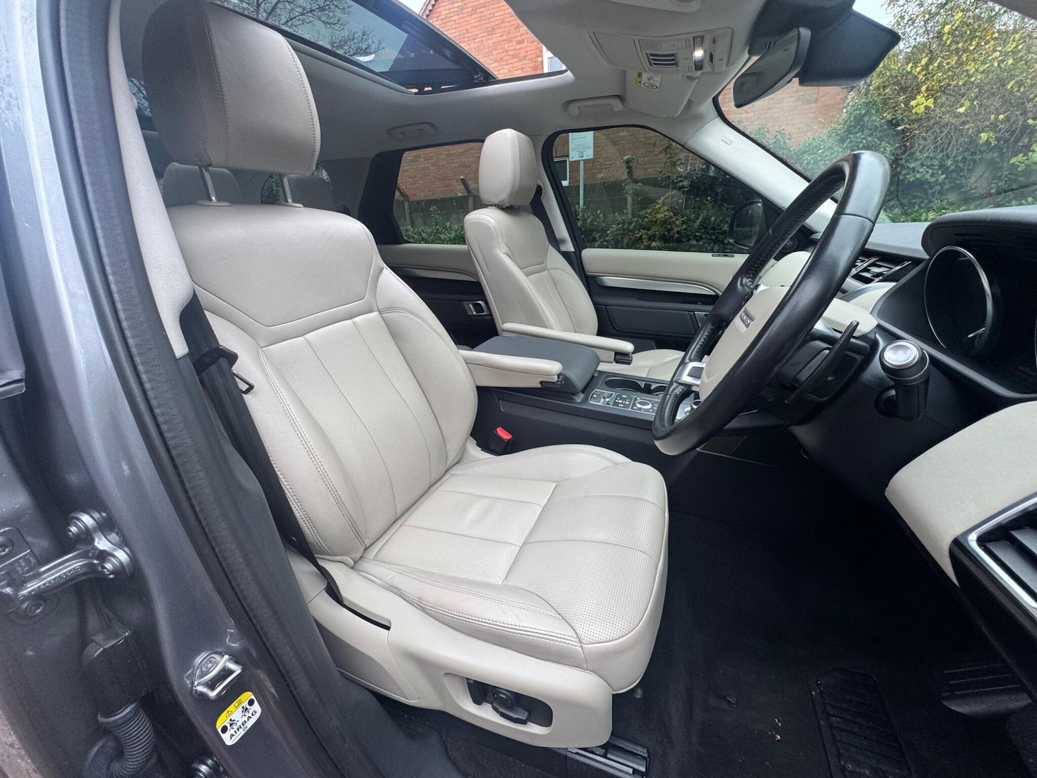 Used Land Rover Discovery 2019 for sale - 76608023: Photo 17