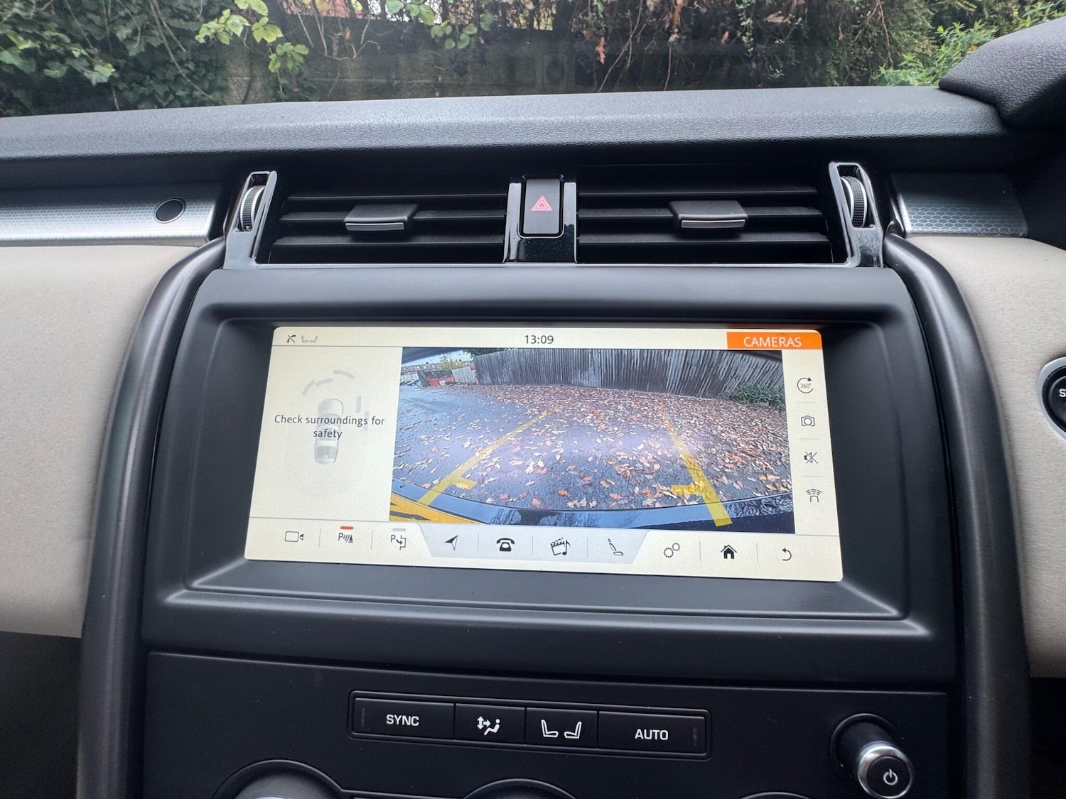 Used Land Rover Discovery 2019 for sale - 76608023: Photo 18