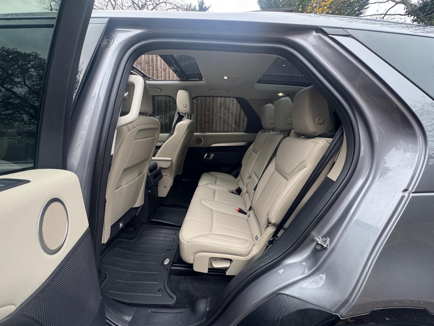 Used Land Rover Discovery 2019 for sale - 76608023: Photo 21