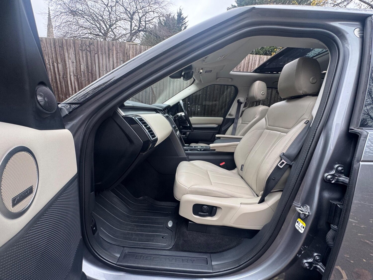 Used Land Rover Discovery 2019 for sale - 76608023: Photo 22