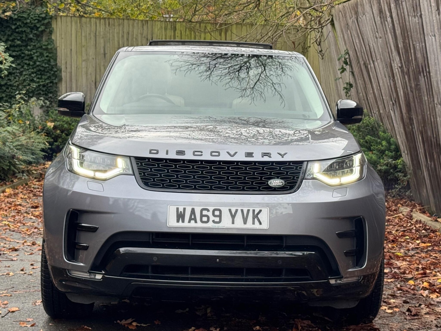 Used Land Rover Discovery 2019 for sale - 76608023: Photo 4