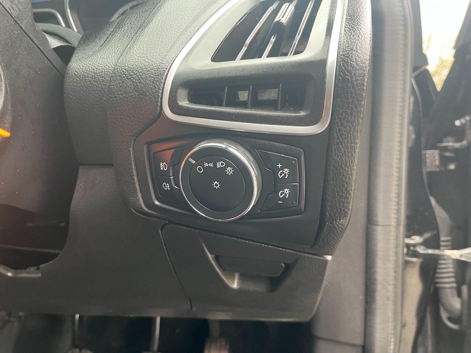 Used Ford Focus 2014 for sale - 78036944: Photo 20