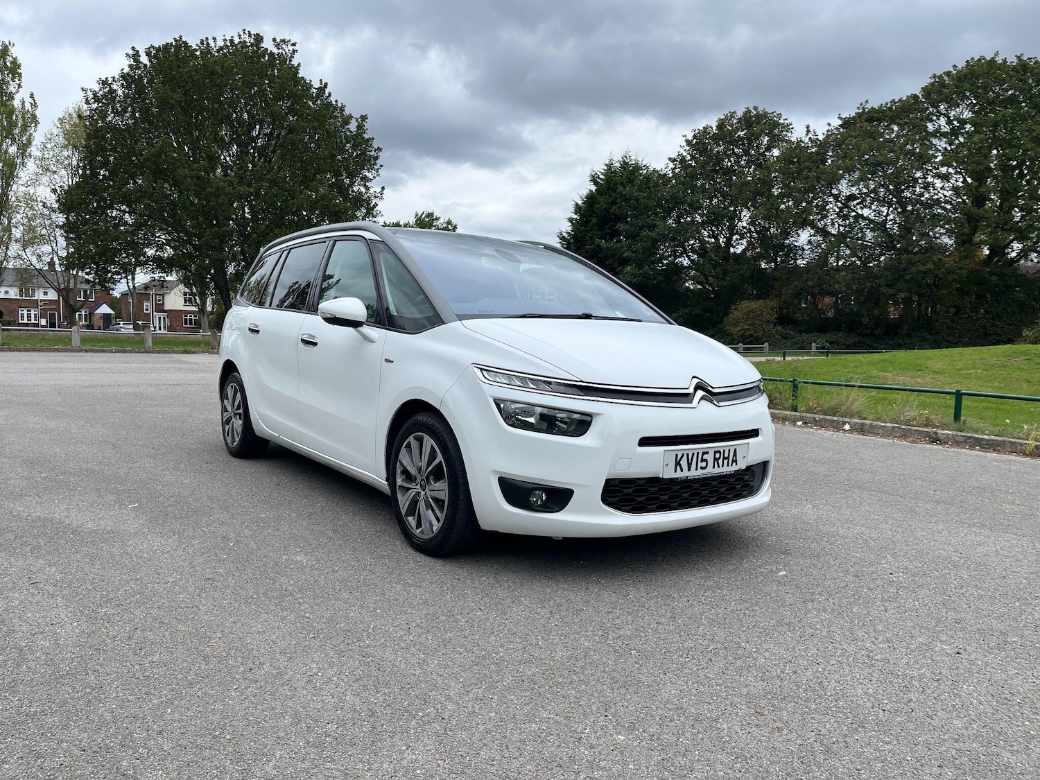 Used Citroen C4 Grand Picasso 2015 for sale - 76086545: Photo 1