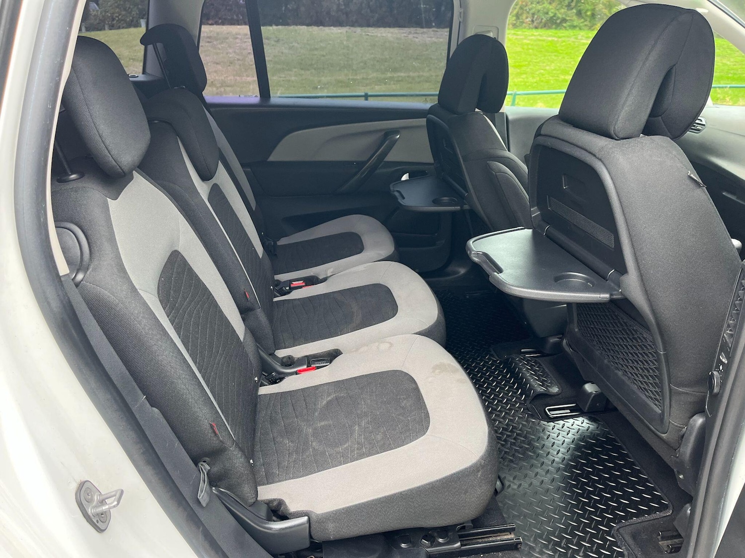 Used Citroen C4 Grand Picasso 2015 for sale - 76086545: Photo 12