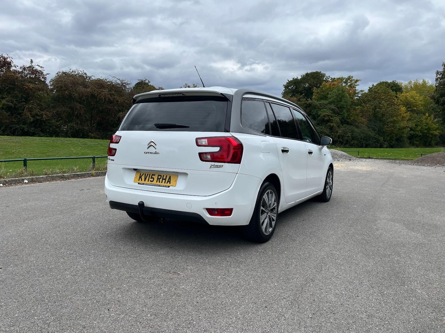 Used Citroen C4 Grand Picasso 2015 for sale - 76086545: Photo 3