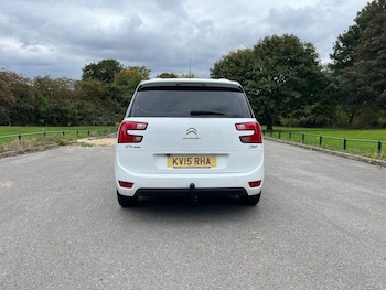 Used Citroen C4 Grand Picasso 2015 for sale - 76086545: Photo