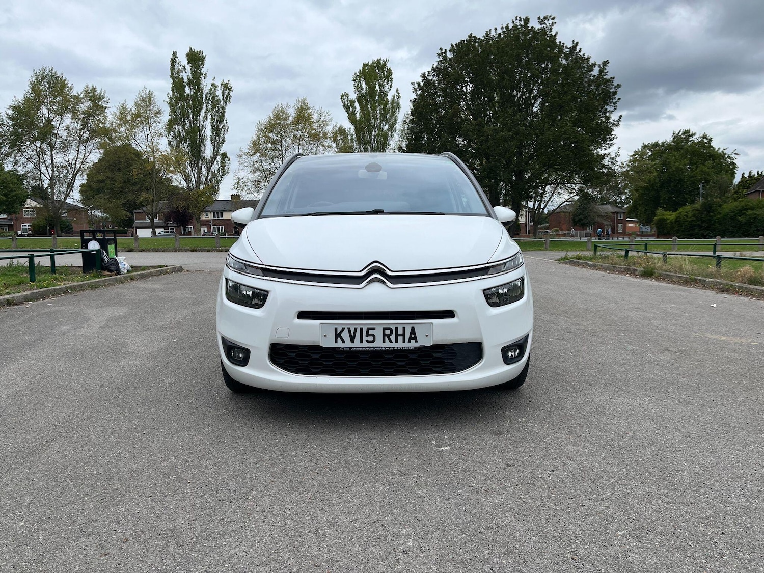 Used Citroen C4 Grand Picasso 2015 for sale - 76086545: Photo 8