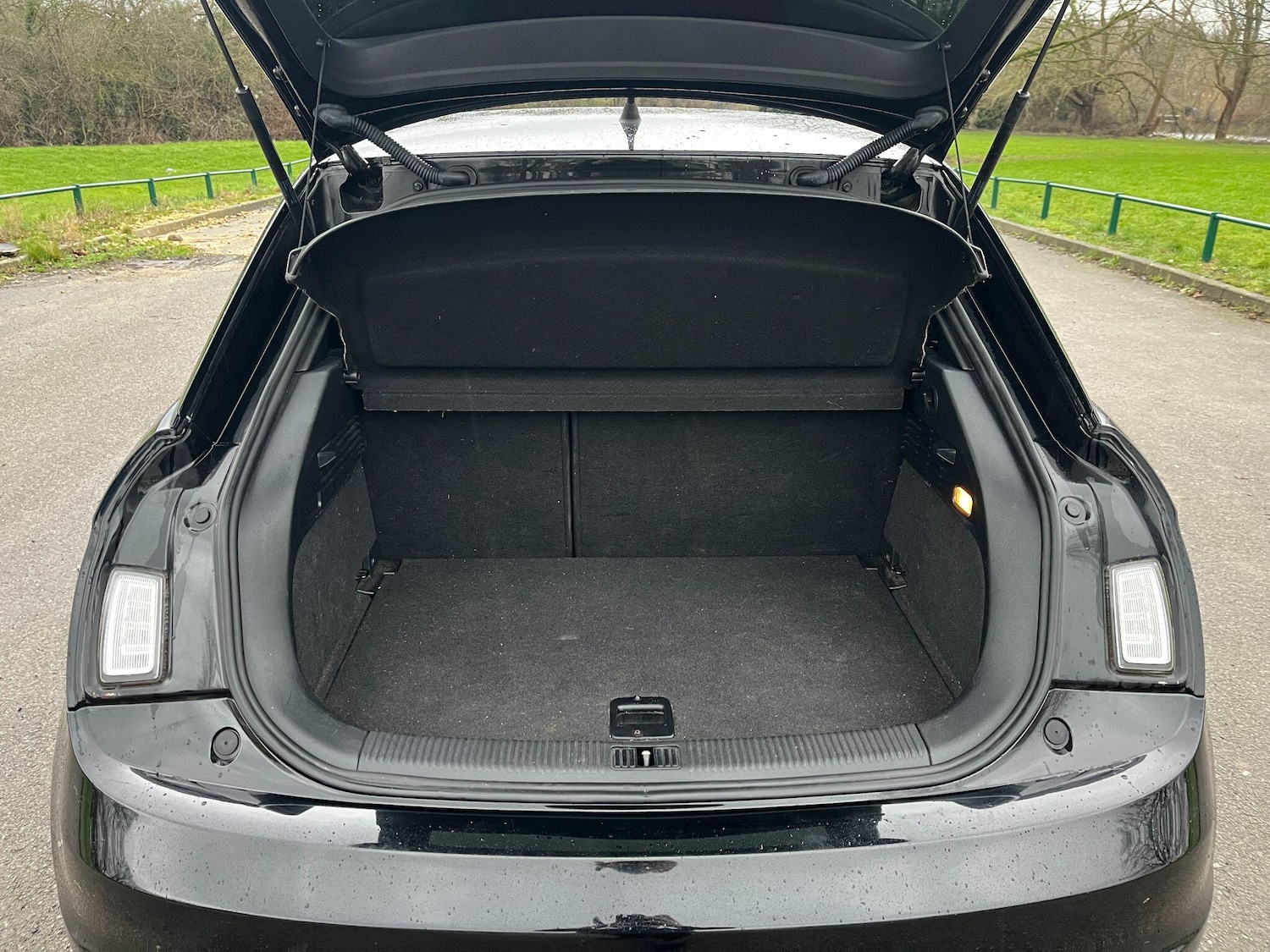 Used Audi A1 2011 for sale - 77307769: Photo 9