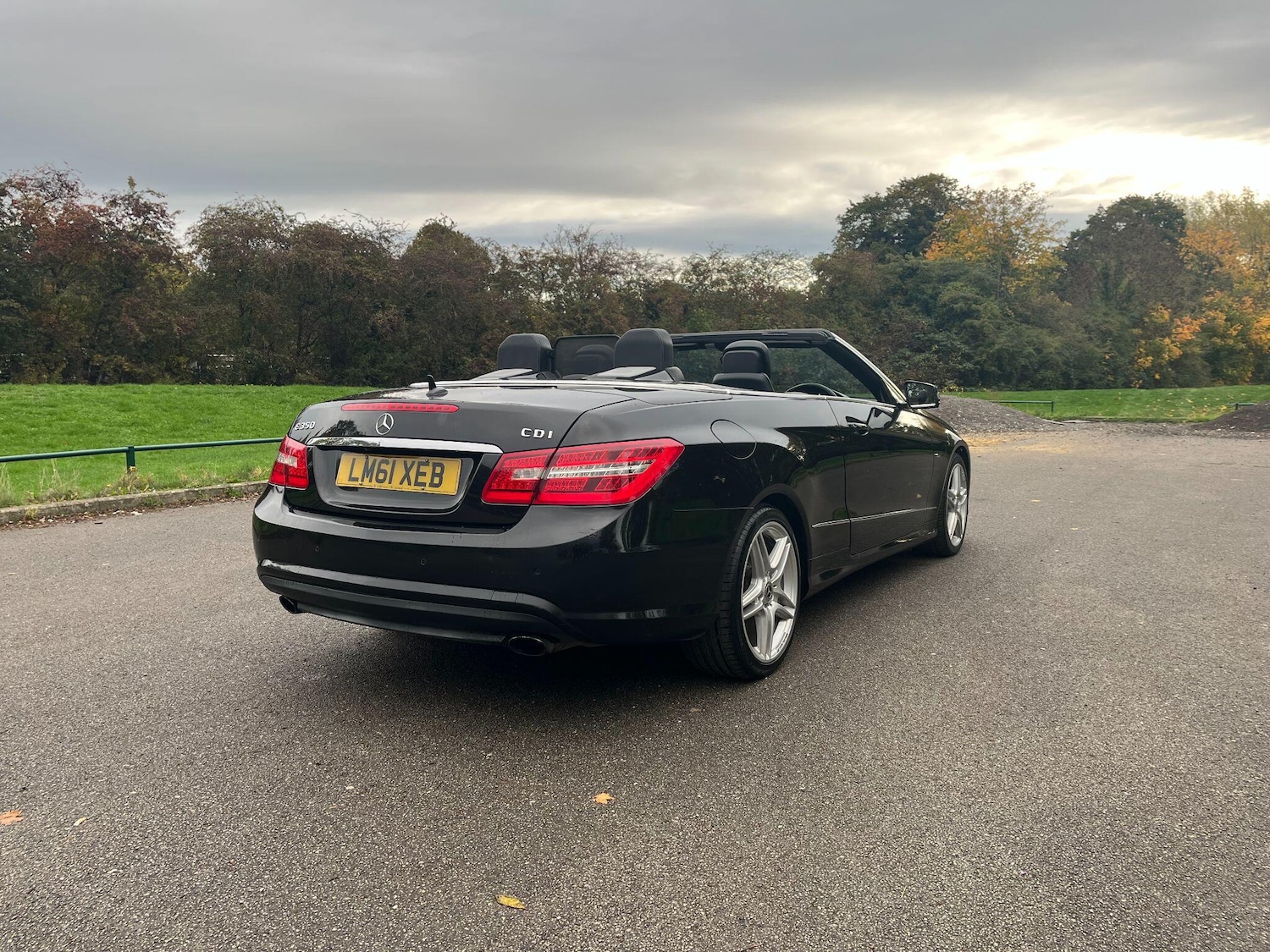 Used Mercedes-Benz E Class 2011 for sale - 76338682: Photo 11