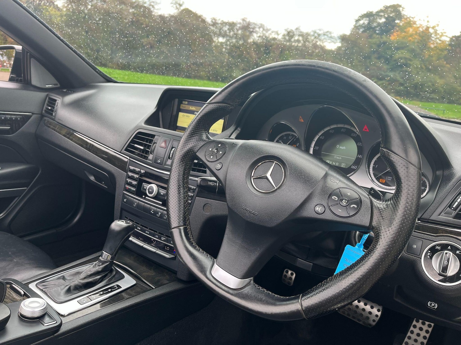 Used Mercedes-Benz E Class 2011 for sale - 76338682: Photo 26