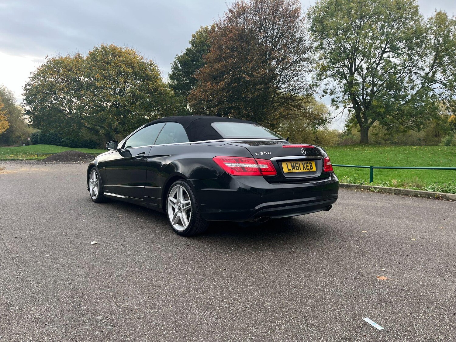 Used Mercedes-Benz E Class 2011 for sale - 76338682: Photo 5