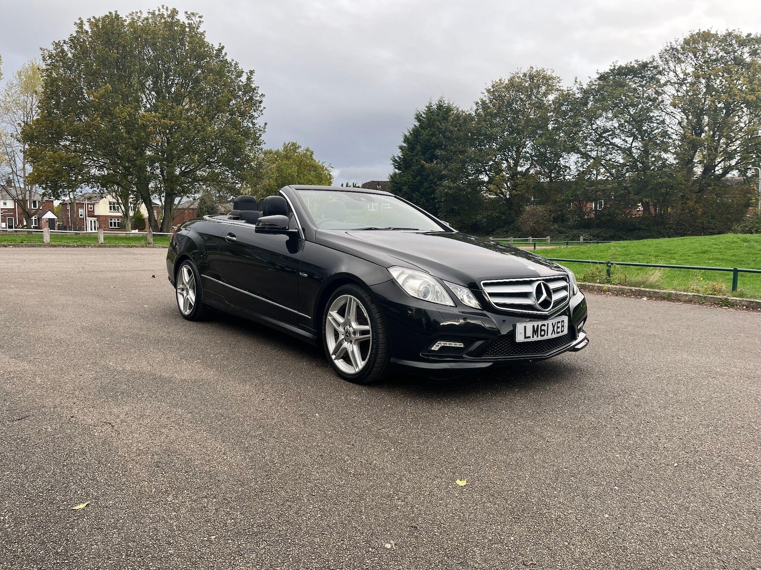 Used Mercedes-Benz E Class 2011 for sale - 76338682: Photo 9