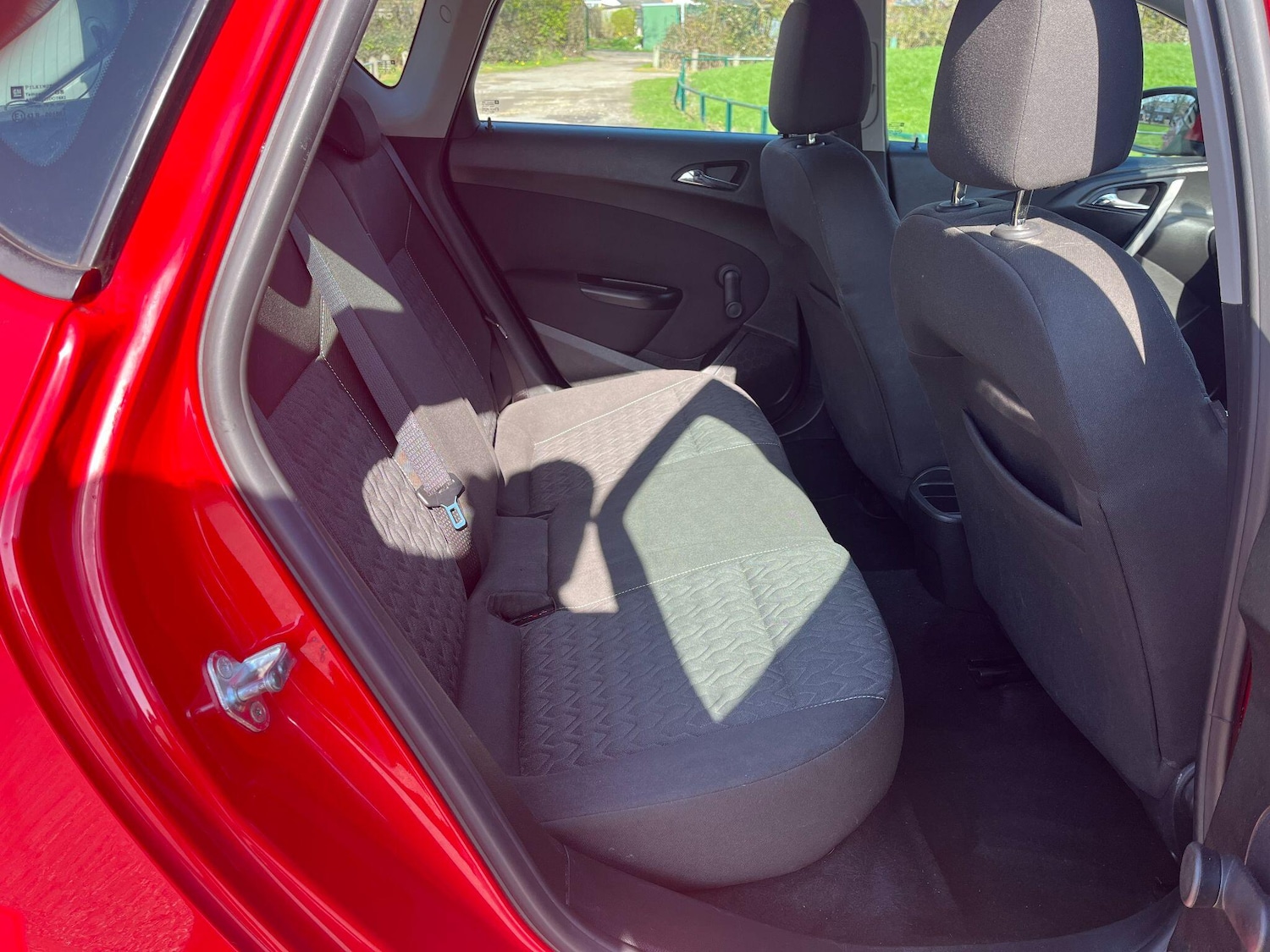 Used Vauxhall Astra 2013 for sale - 77942293: Photo 11