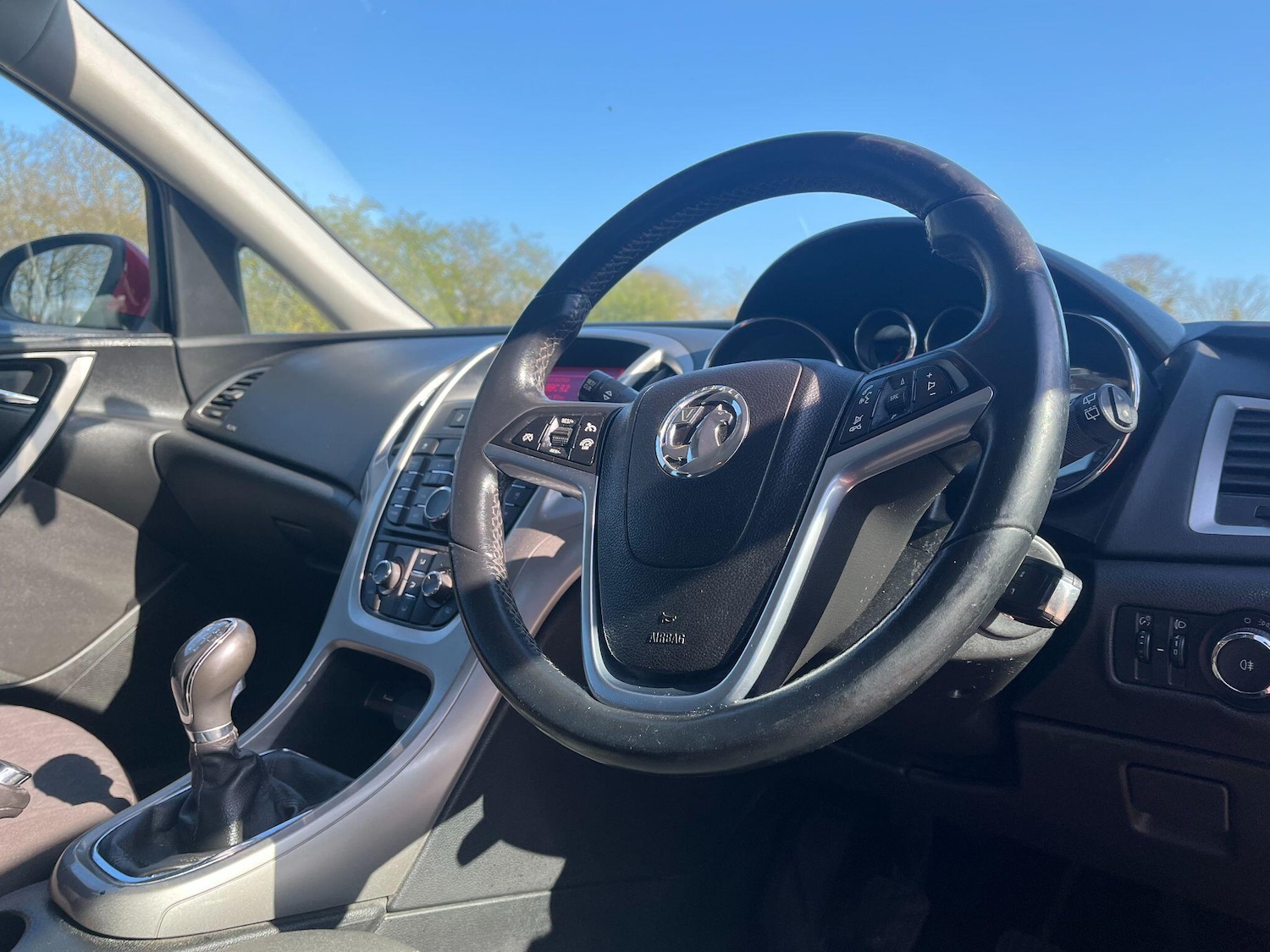 Used Vauxhall Astra 2013 for sale - 77942293: Photo 16