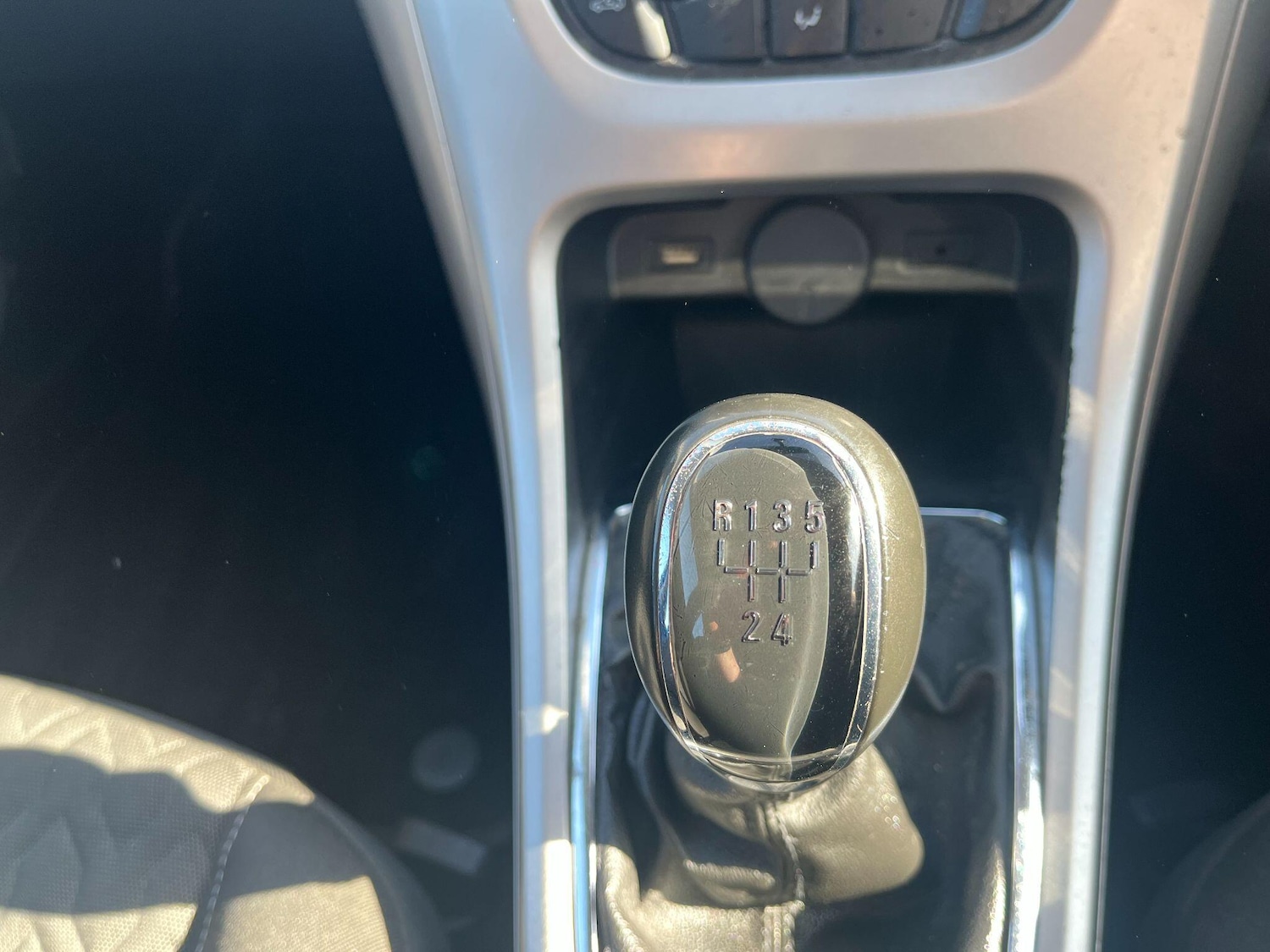 Used Vauxhall Astra 2013 for sale - 77942293: Photo 19