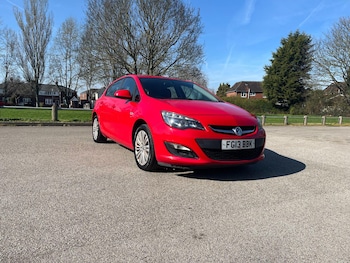 Vauxhall Astra feature image
