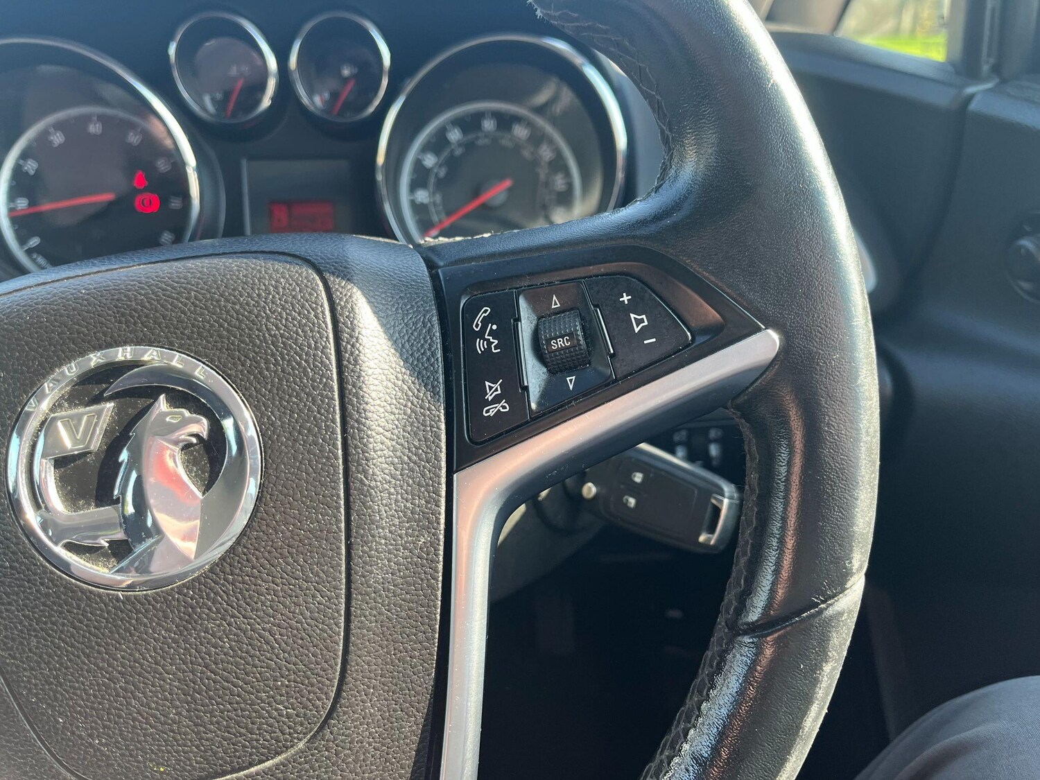 Used Vauxhall Astra 2013 for sale - 77942293: Photo 21