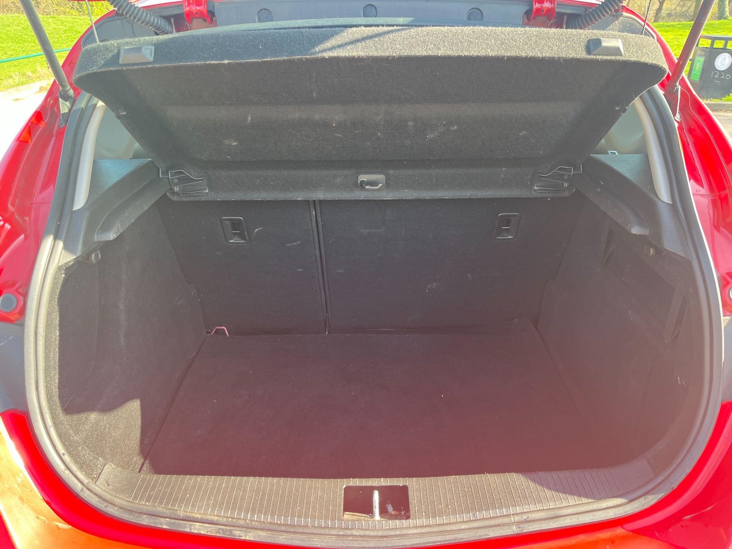 Used Vauxhall Astra 2013 for sale - 77942293: Photo 9