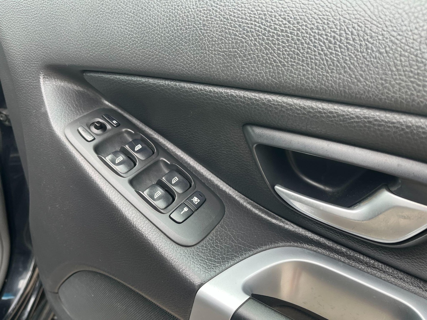 Used Volvo XC90 2011 for sale - 78179057: Photo 18