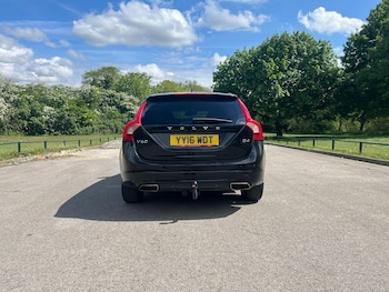 Used Volvo V60 2016 for sale - 78499068: Photo
