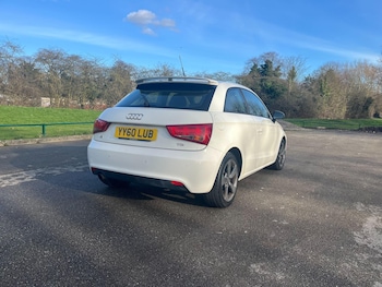 Used Audi A1 2010 for sale - 77560767: Photo