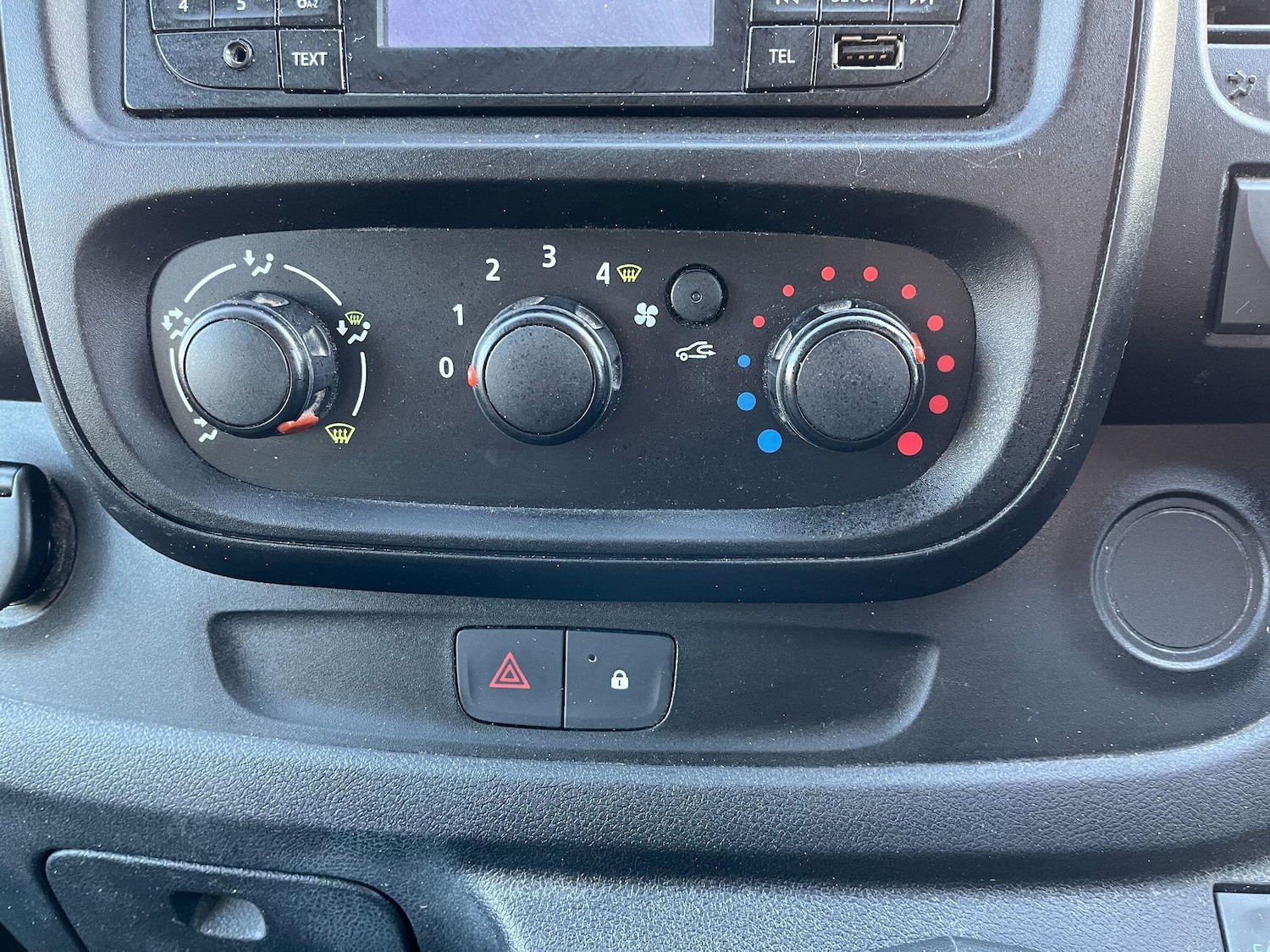 Used Vauxhall Vivaro 2016 for sale - 76966940: Photo 18