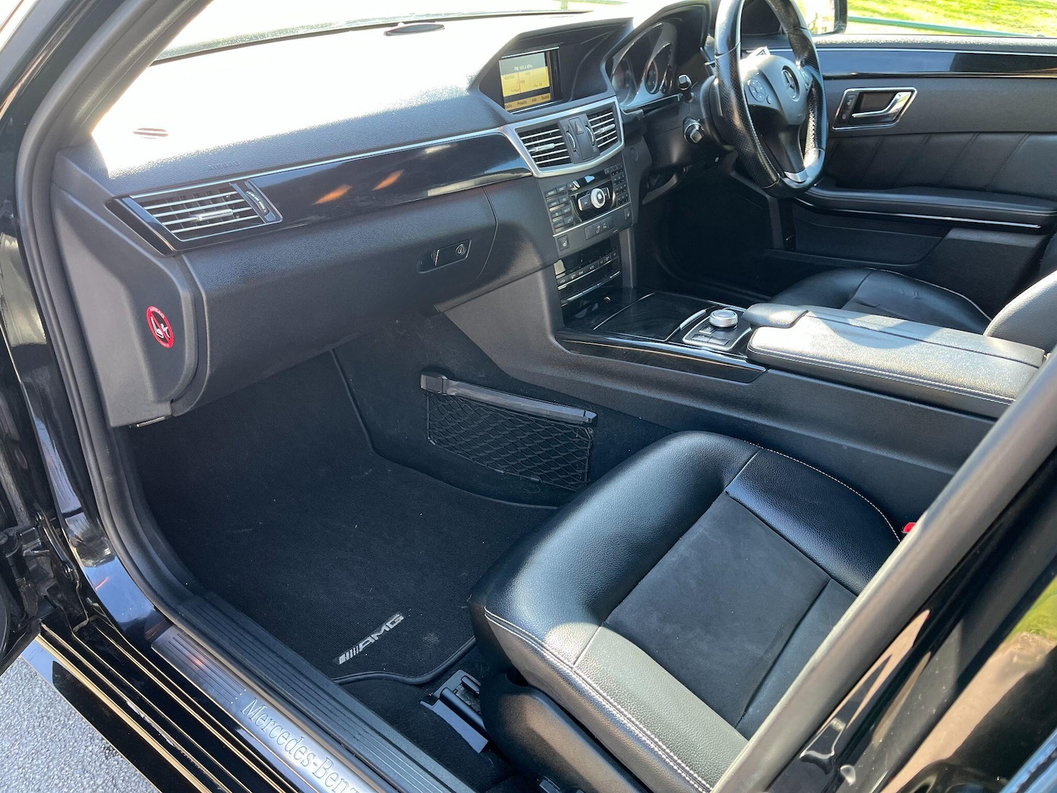 Used Mercedes-Benz E Class 2011 for sale - 78036951: Photo 17