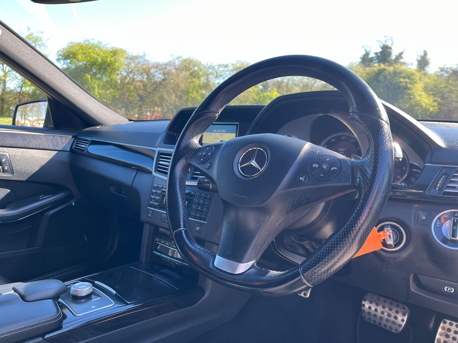 Used Mercedes-Benz E Class 2011 for sale - 78036951: Photo 23