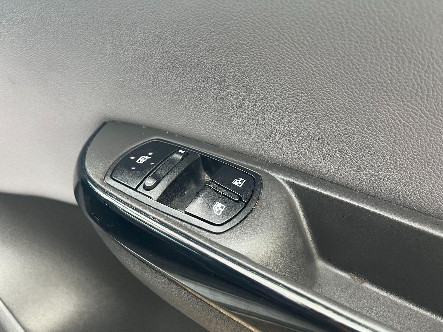 Used Vauxhall Corsa 2015 for sale - 76487352: Photo 14