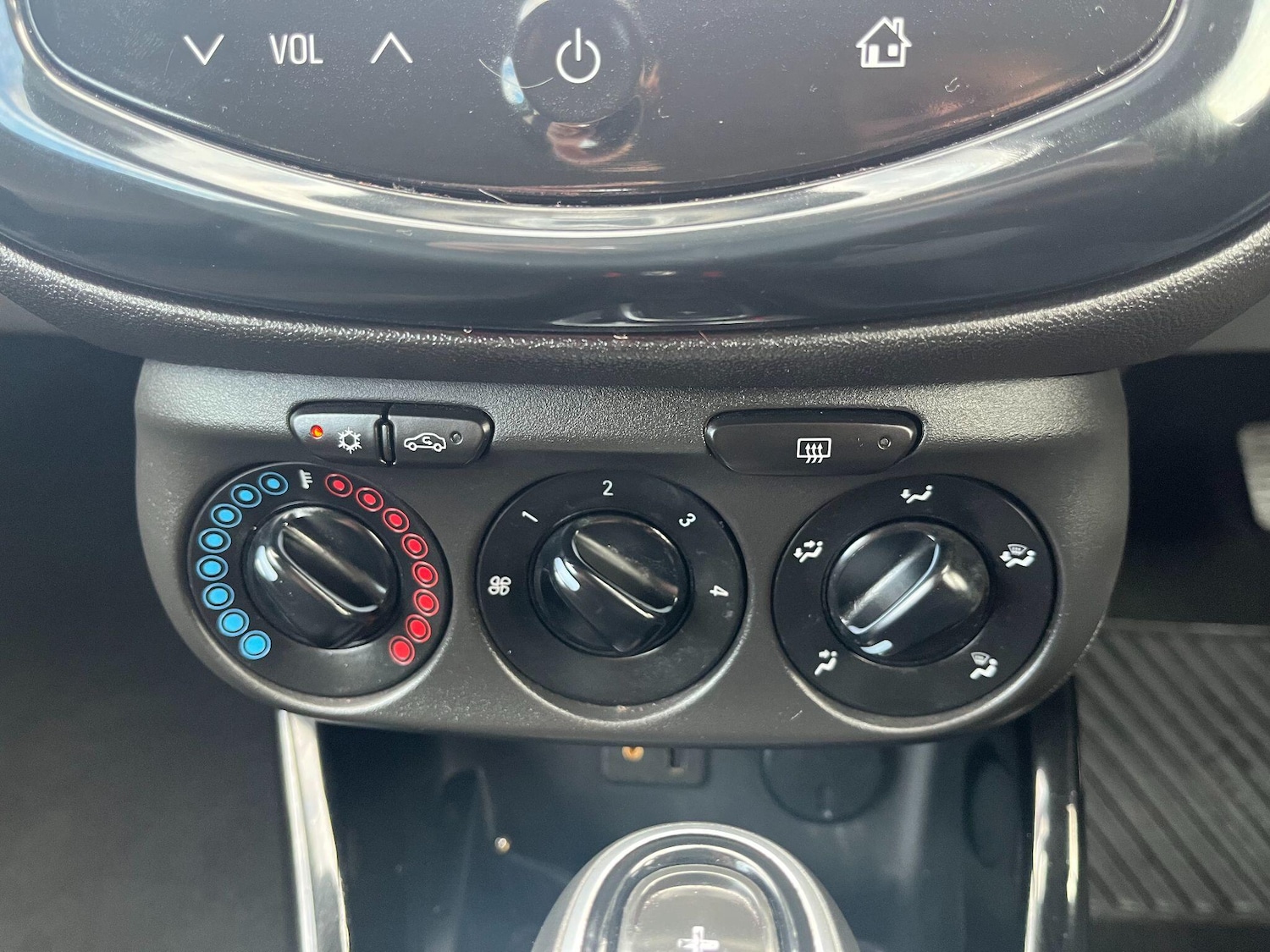 Used Vauxhall Corsa 2015 for sale - 76487352: Photo 19