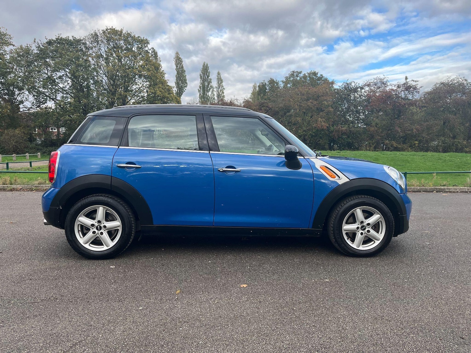 Used MINI Countryman 2014 for sale - 76338667: Photo 2