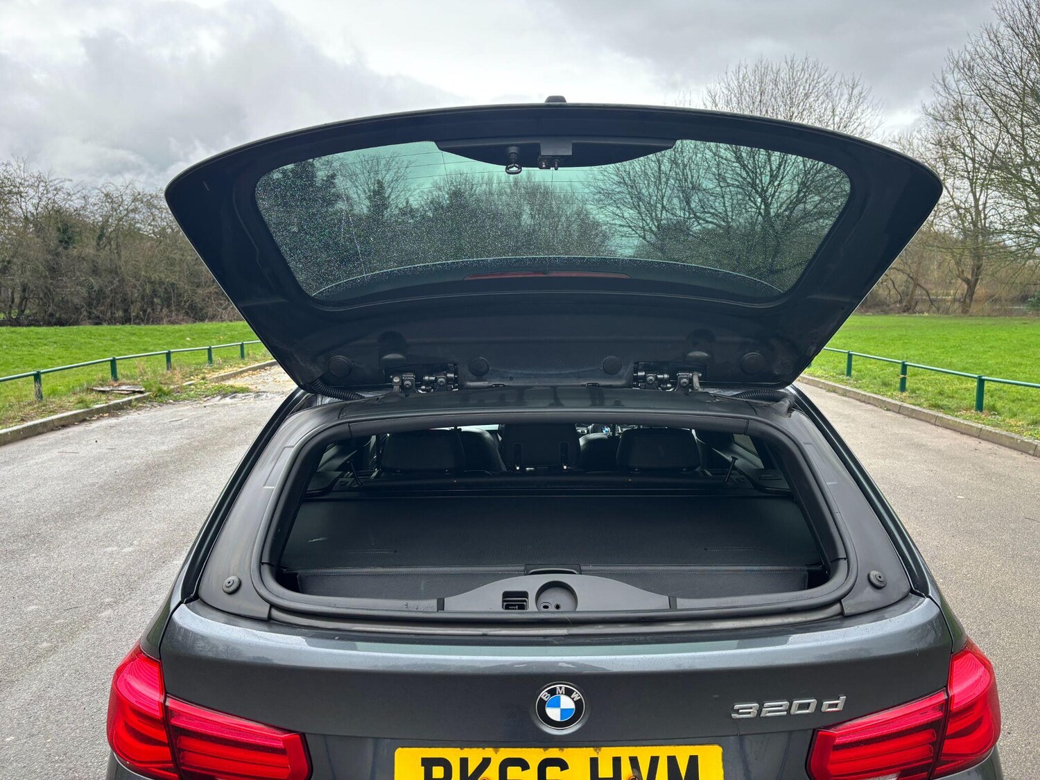 Used BMW 3 Series 2016 for sale - 77539947: Photo 10