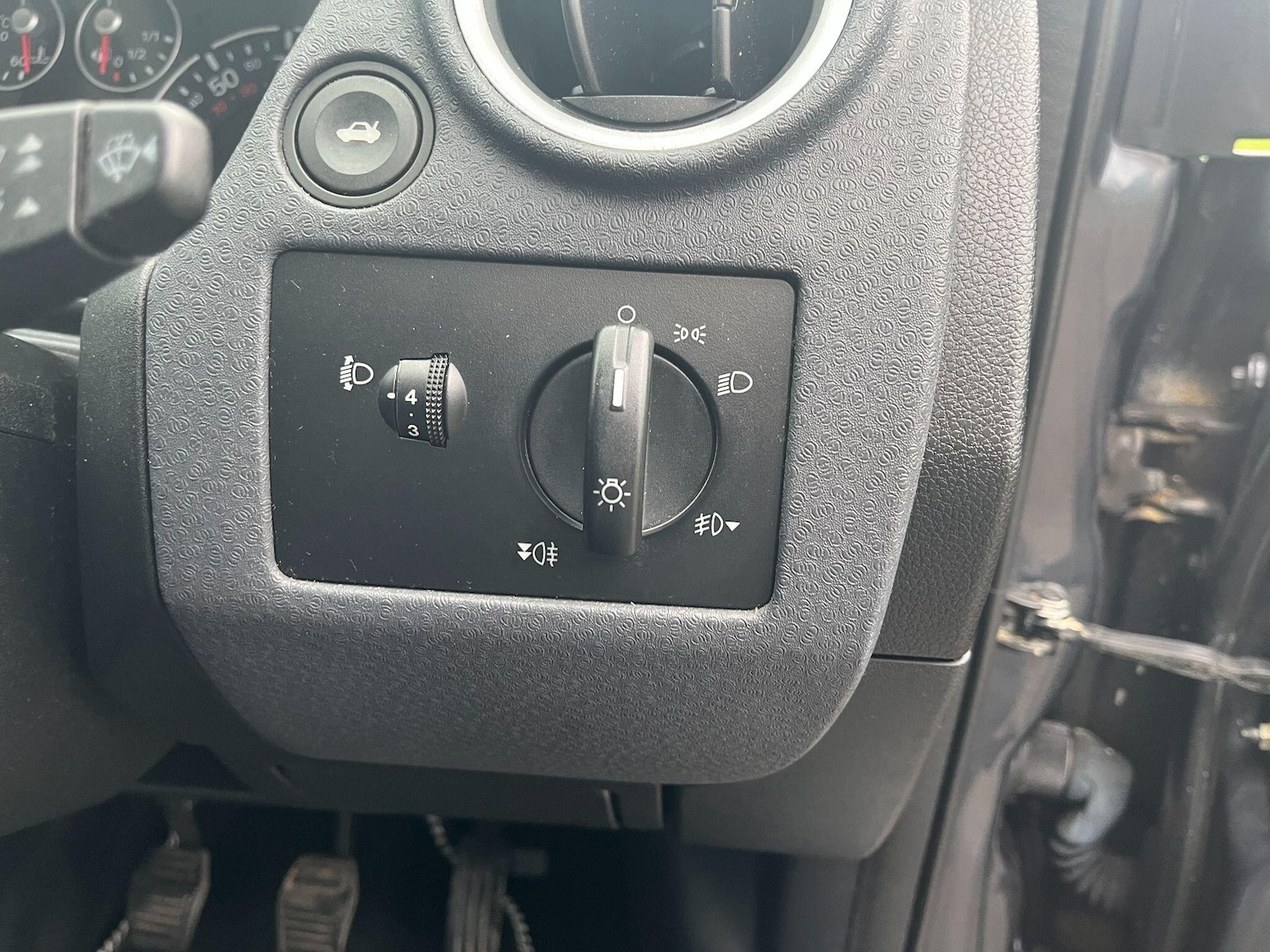 Used Ford Fusion 2006 for sale - 77193753: Photo 17