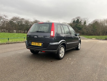 Used Ford Fusion 2006 for sale - 77193753: Photo