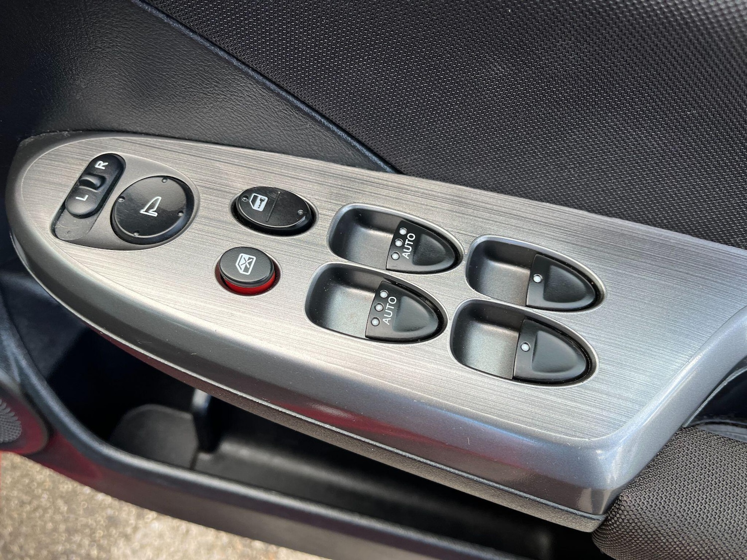 Used Honda Civic 2010 for sale - 76378581: Photo 17