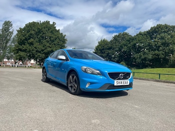 Used Volvo V40 2014 for sale - 78940235: Photo
