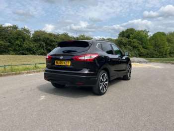 Used Nissan Qashqai 2015 for sale - 74852887: Photo