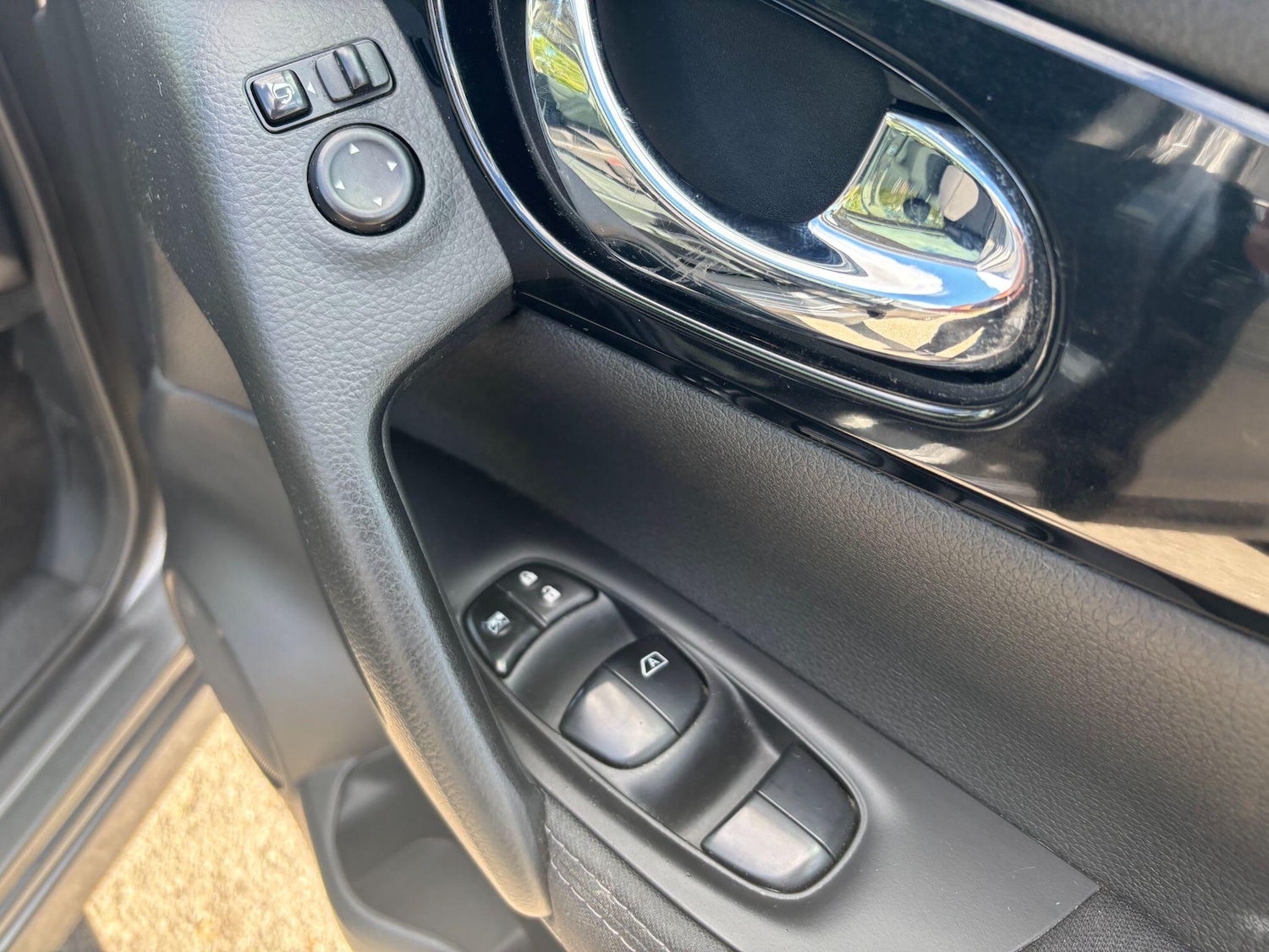 Used Nissan Qashqai 2015 for sale - 76044237: Photo 17