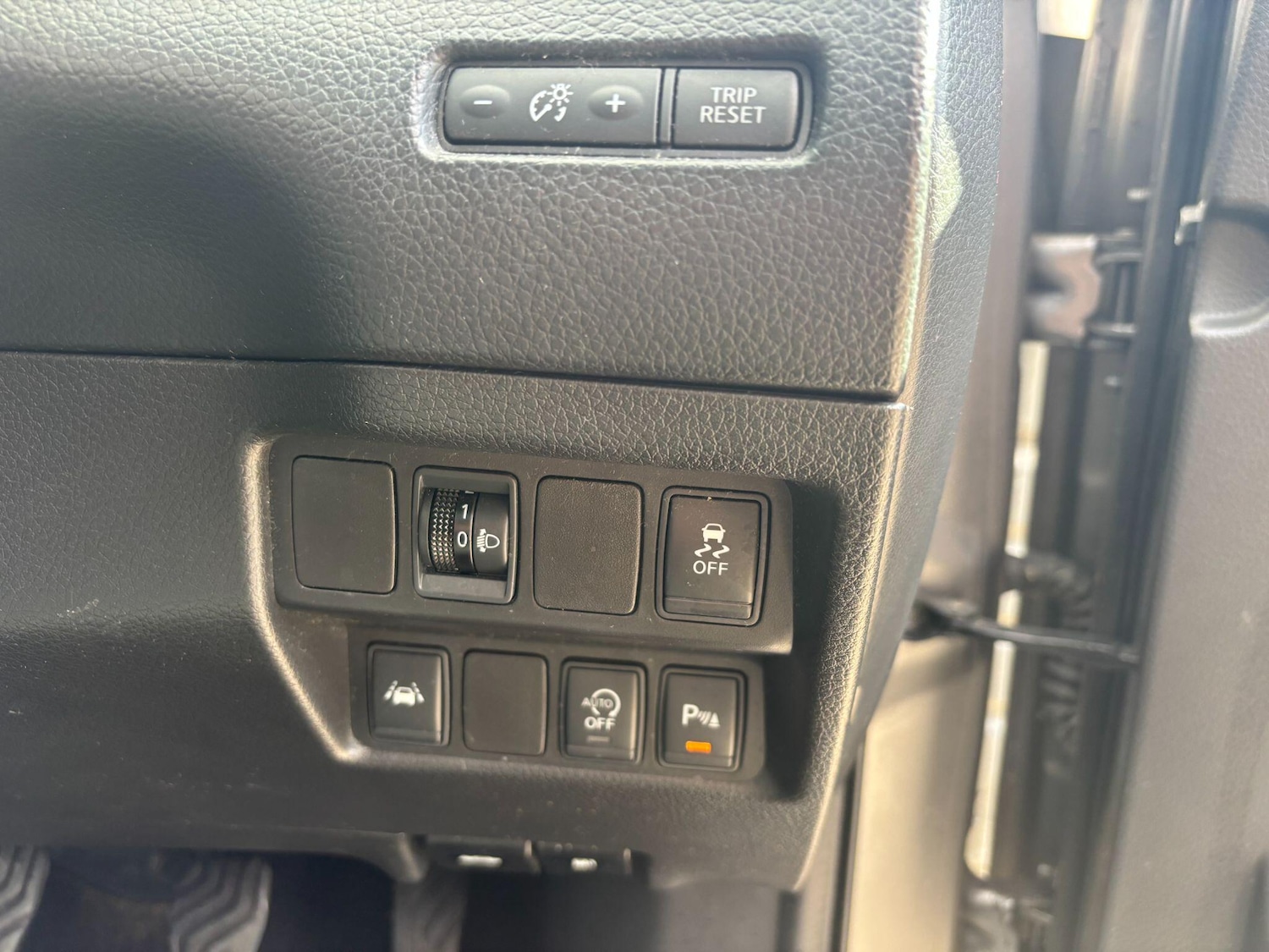 Used Nissan Qashqai 2015 for sale - 76044237: Photo 18