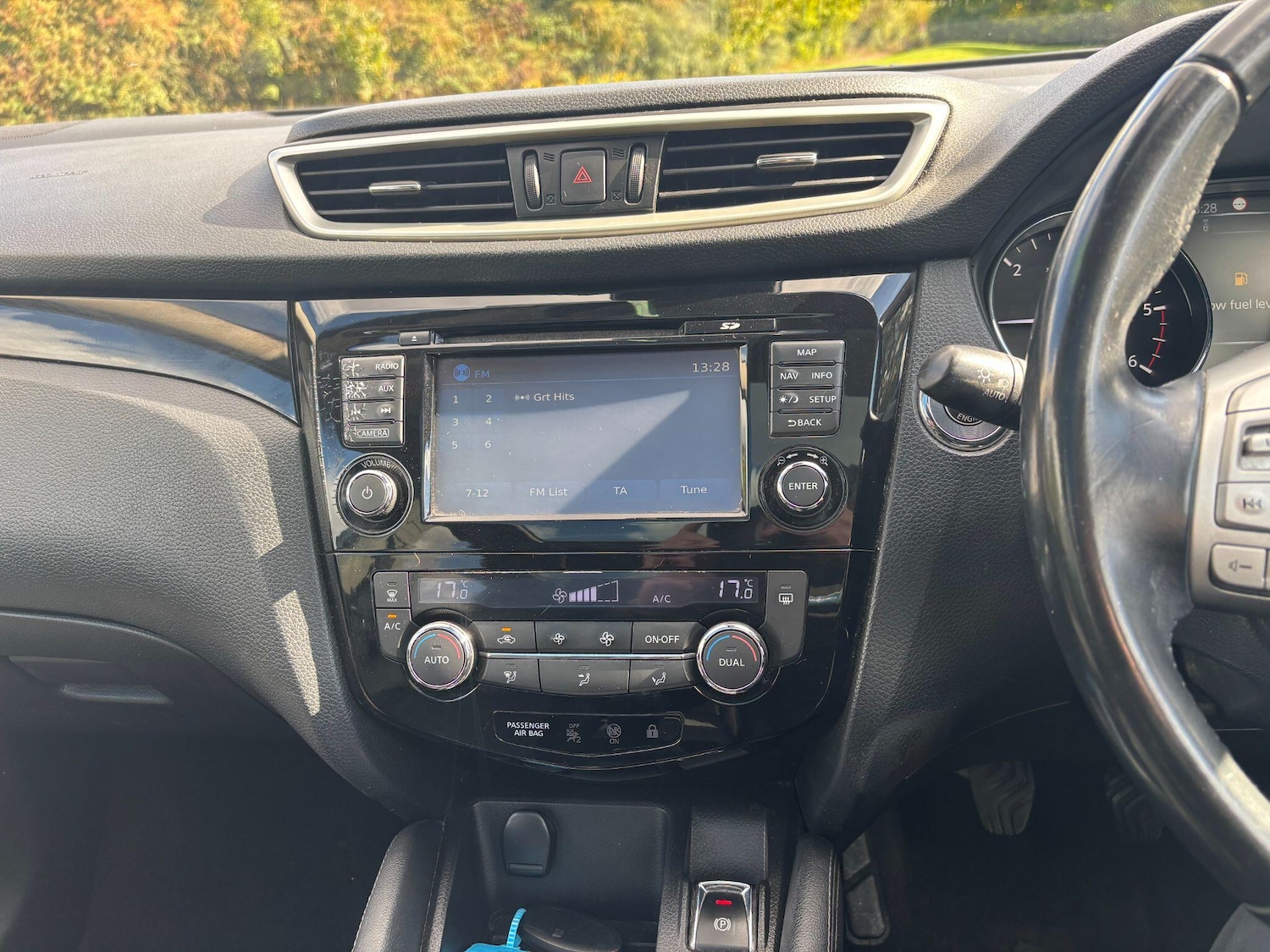 Used Nissan Qashqai 2015 for sale - 76044237: Photo 21