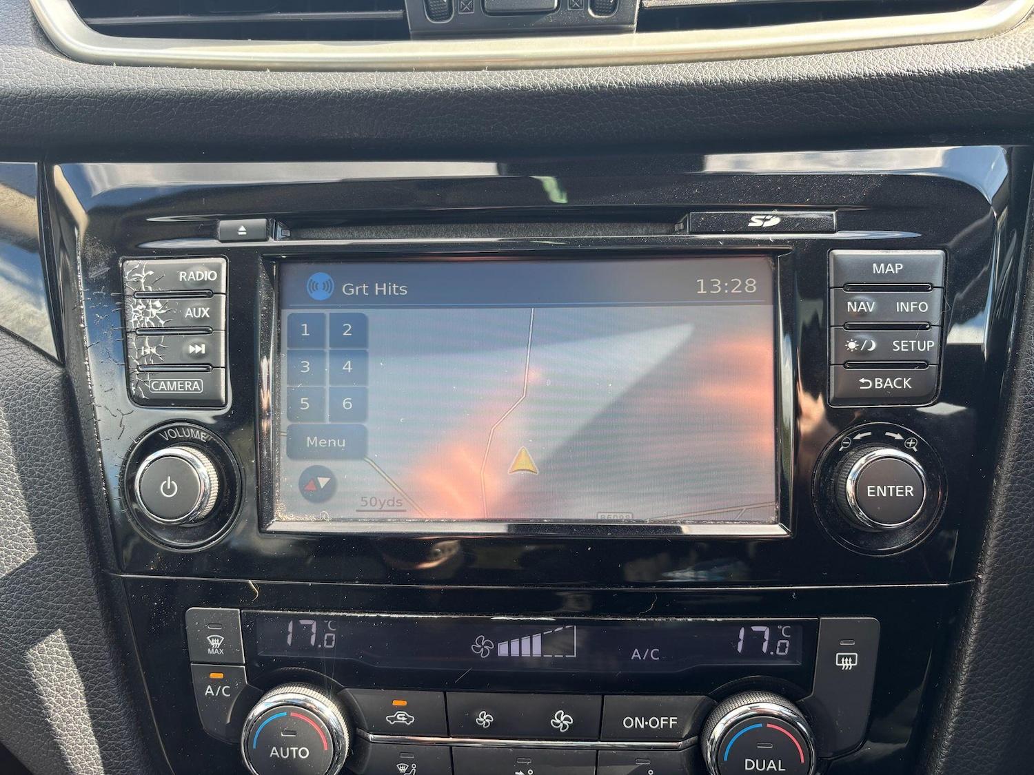 Used Nissan Qashqai 2015 for sale - 76044237: Photo 22