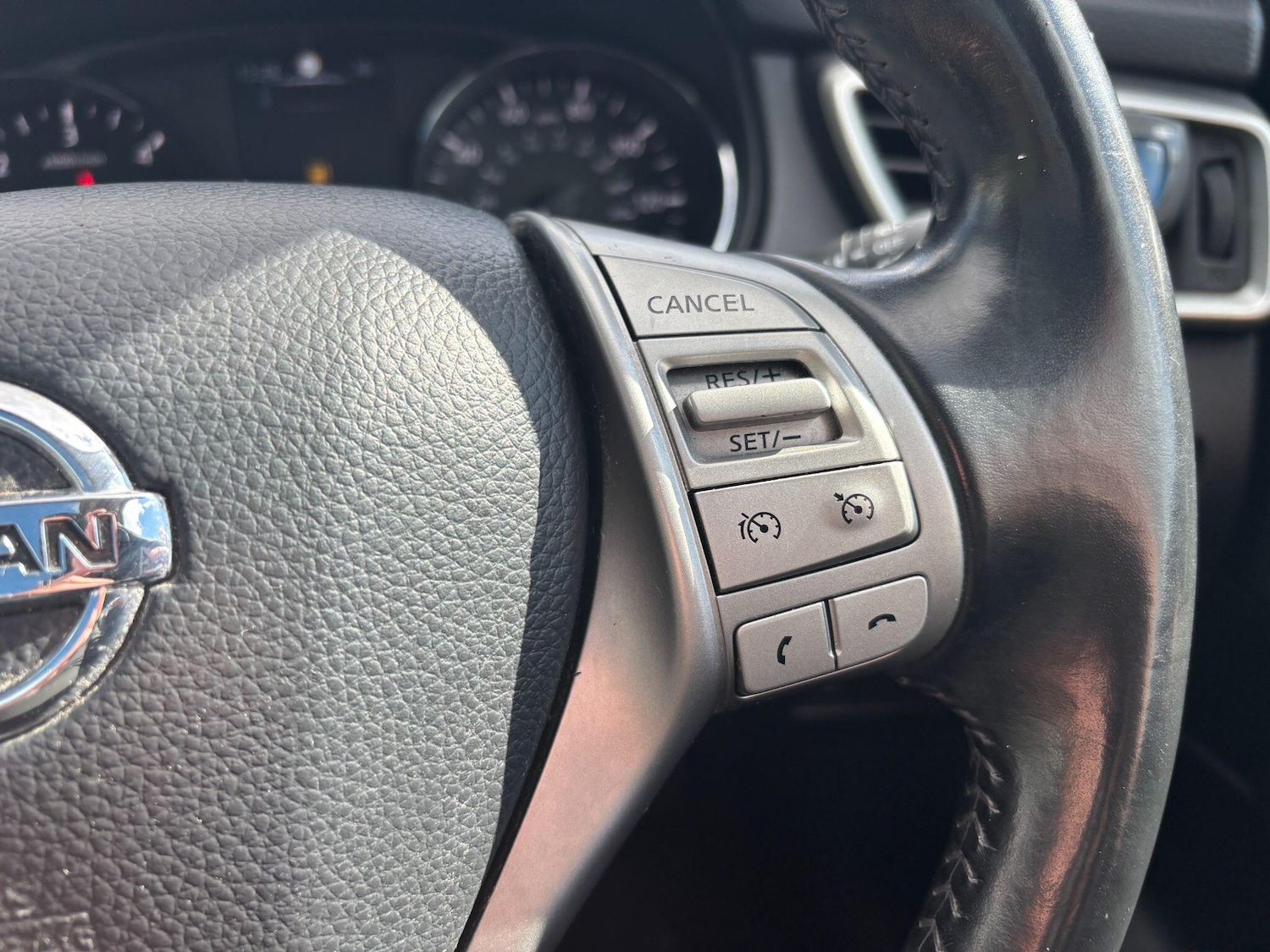 Used Nissan Qashqai 2015 for sale - 76044237: Photo 26