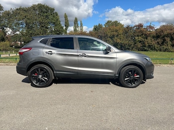 Used Nissan Qashqai 2015 for sale - 76044237: Photo