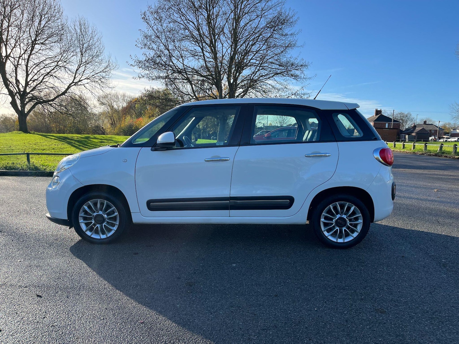 Used Fiat 500L 2013 for sale - 76574960: Photo 6