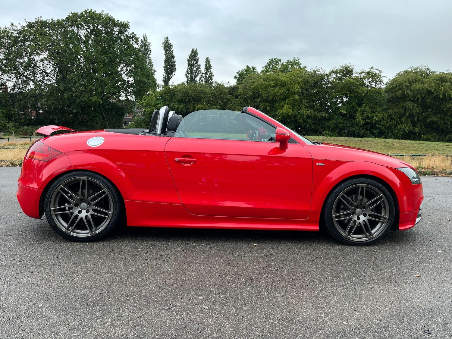 Used Audi TT 2011 for sale - 75993002: Photo 11
