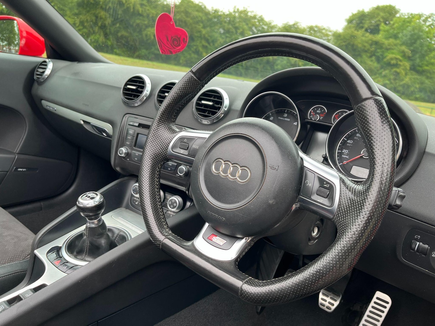 Used Audi TT 2011 for sale - 75993002: Photo 26