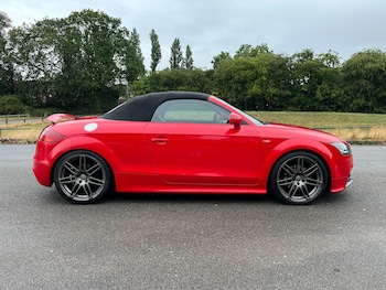 Used Audi TT 2011 for sale - 75993002: Photo