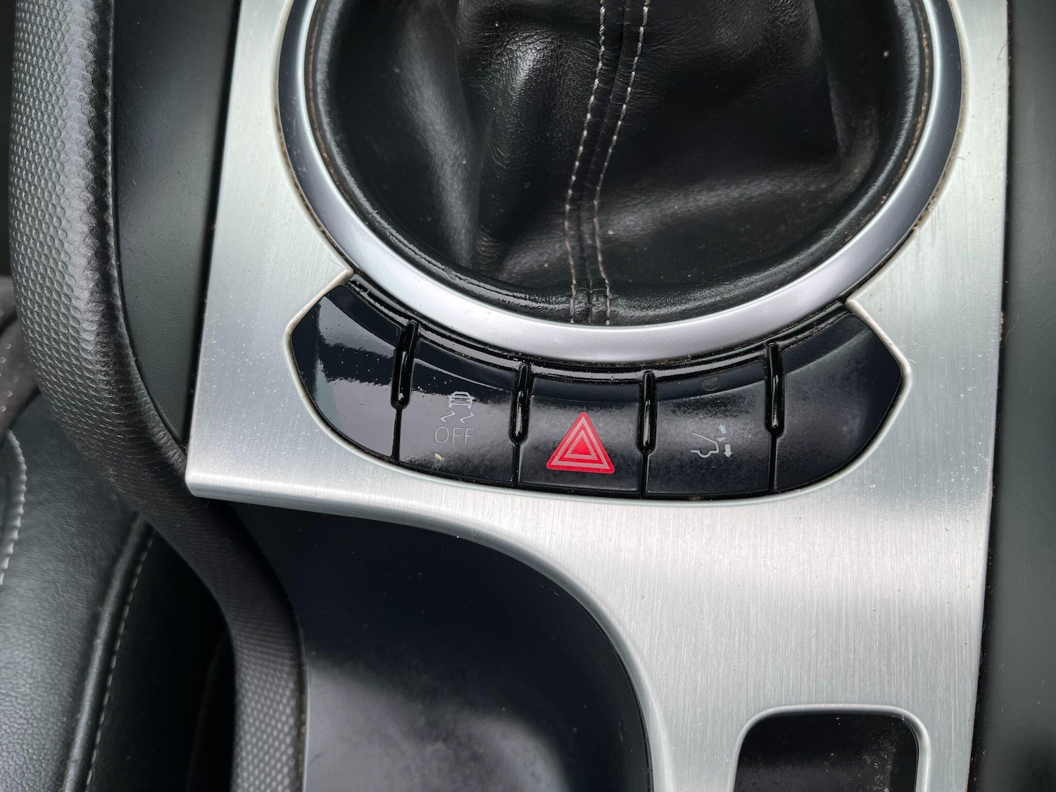 Used Audi TT 2011 for sale - 75993002: Photo 30