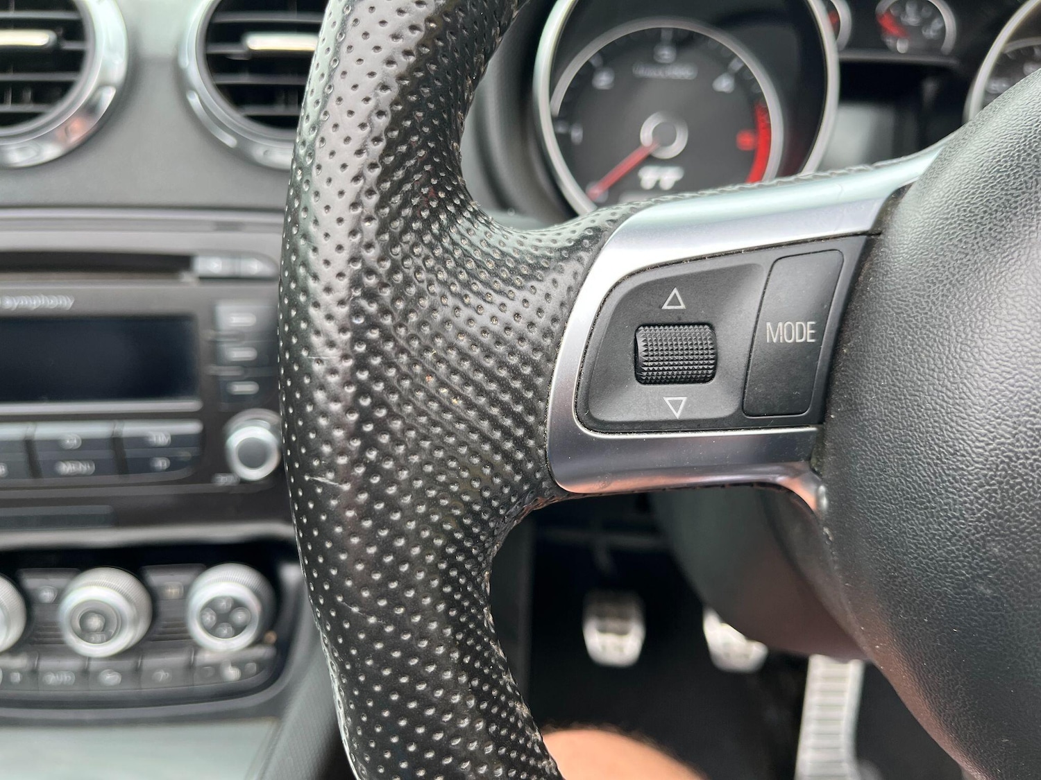 Used Audi TT 2011 for sale - 75993002: Photo 31